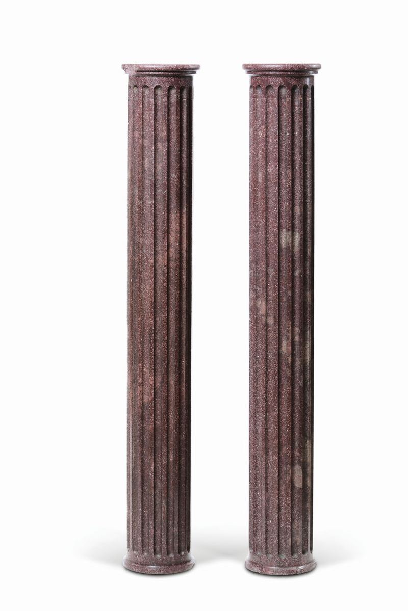 Coppia di colonne in porfido rosso. Lapicida neoclassico. Roma (?) fine del XVIII inizi del XIX secolo  - Auction Fine Art - Cambi Casa d'Aste