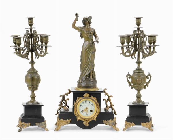 Trittico da camino in marmo, antimonio e metallo, XIX-XX secolo