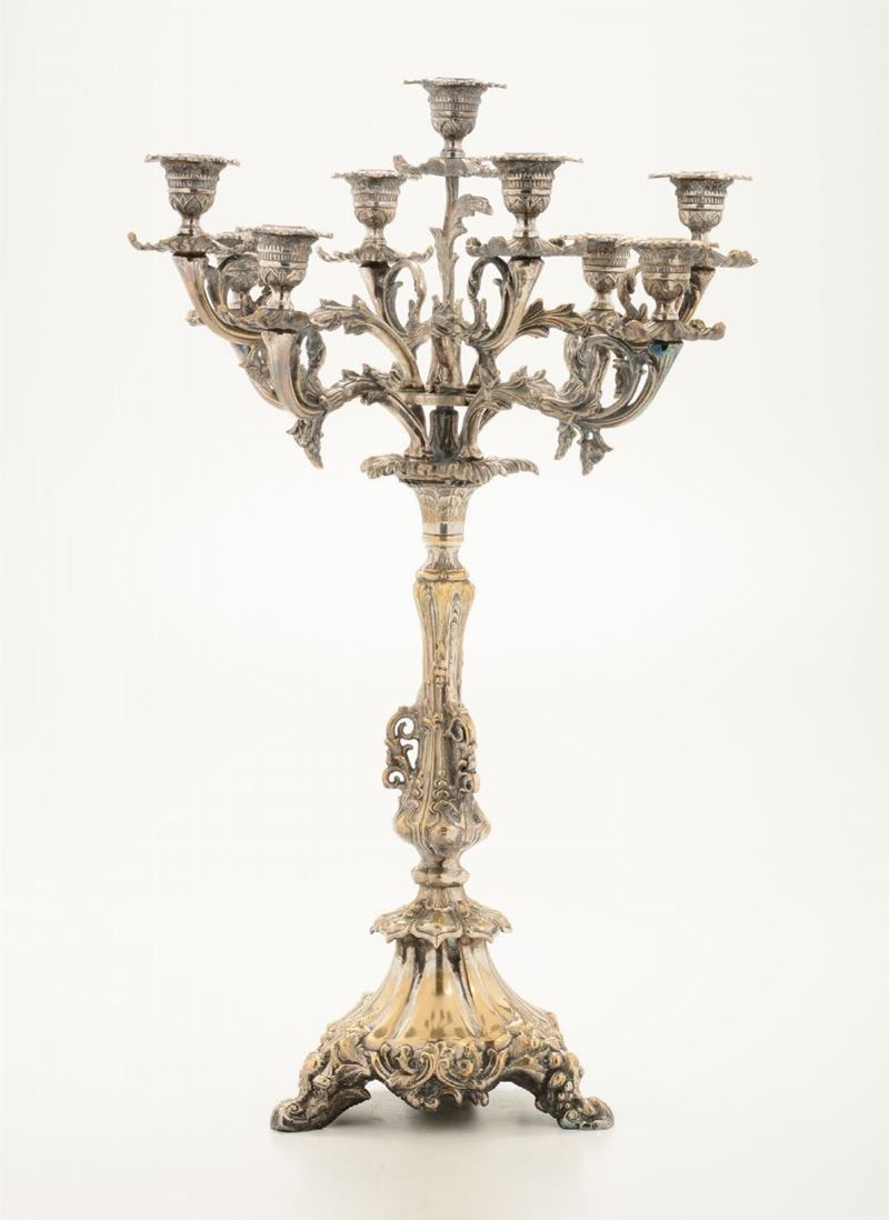 Candelabro in metallo a nove luci, XIX-XX secolo  - Asta Antiquariato - Cambi Casa d'Aste