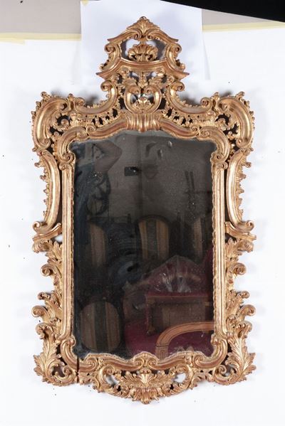 Specchiera in Stile in Legno Intagliato e Dorato, XIX-XX Secolo