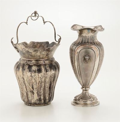 Secchiello e Vaso in Argento, Manifattura Italiana del XX Secolo