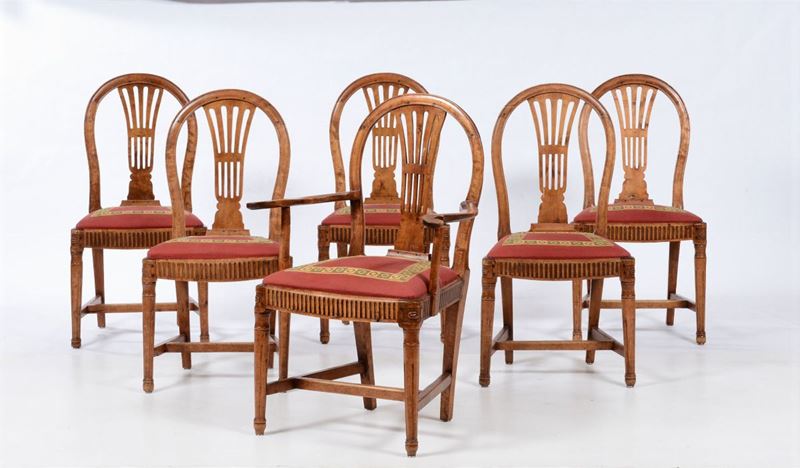 Cinque sedie e una poltrona in legno intagliato, XIX secolo  - Asta Antiquariato - I - Cambi Casa d'Aste