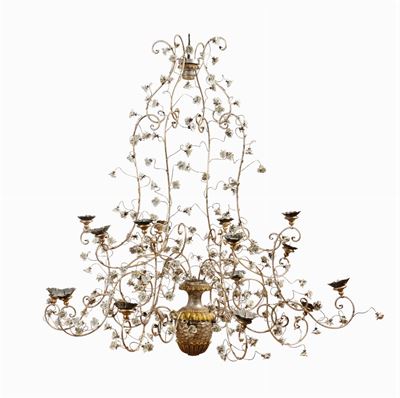 Grande Lampadario in Ferro Battuto con Rose in Porcellana Bianca, Fine XIX Secolo
