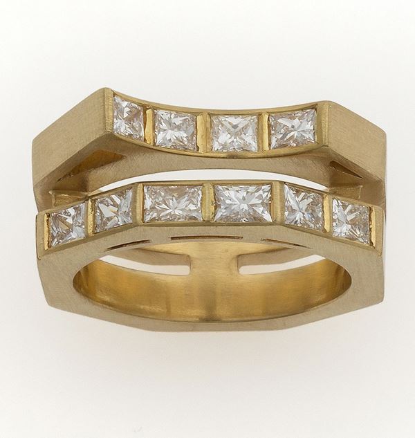 Enrico Cirio. â€œSestanteâ€ anello con diamanti taglio princess per ct 1,65