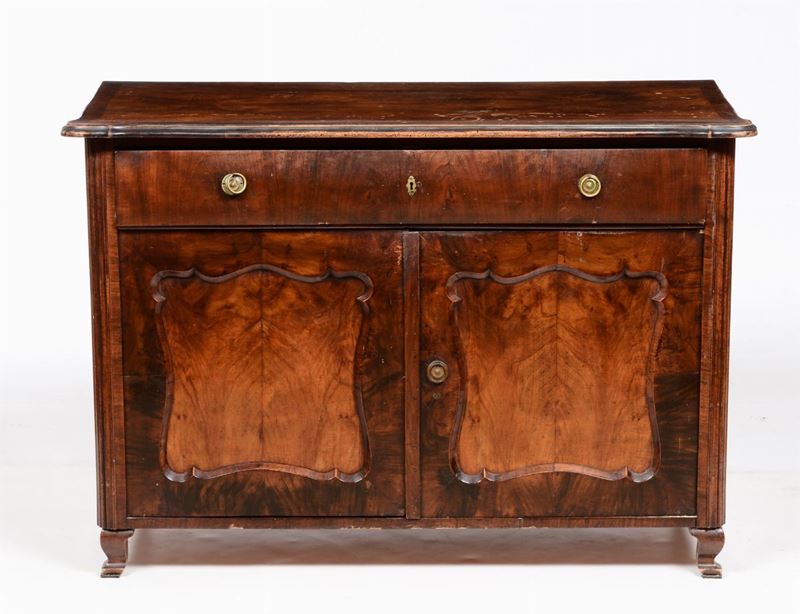 Credenza in legno noce, XIX secolo  - Asta Asta a Tempo Arredi e Antiquariato - V - Cambi Casa d'Aste