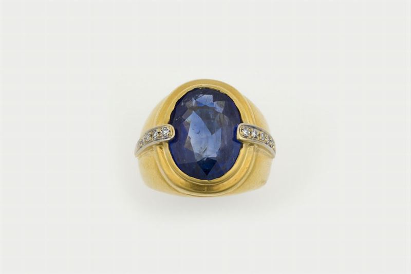Burmese sapphire weighing 10.09 carats. No indications of heating  - Auction Fine Jewels - Cambi Casa d'Aste
