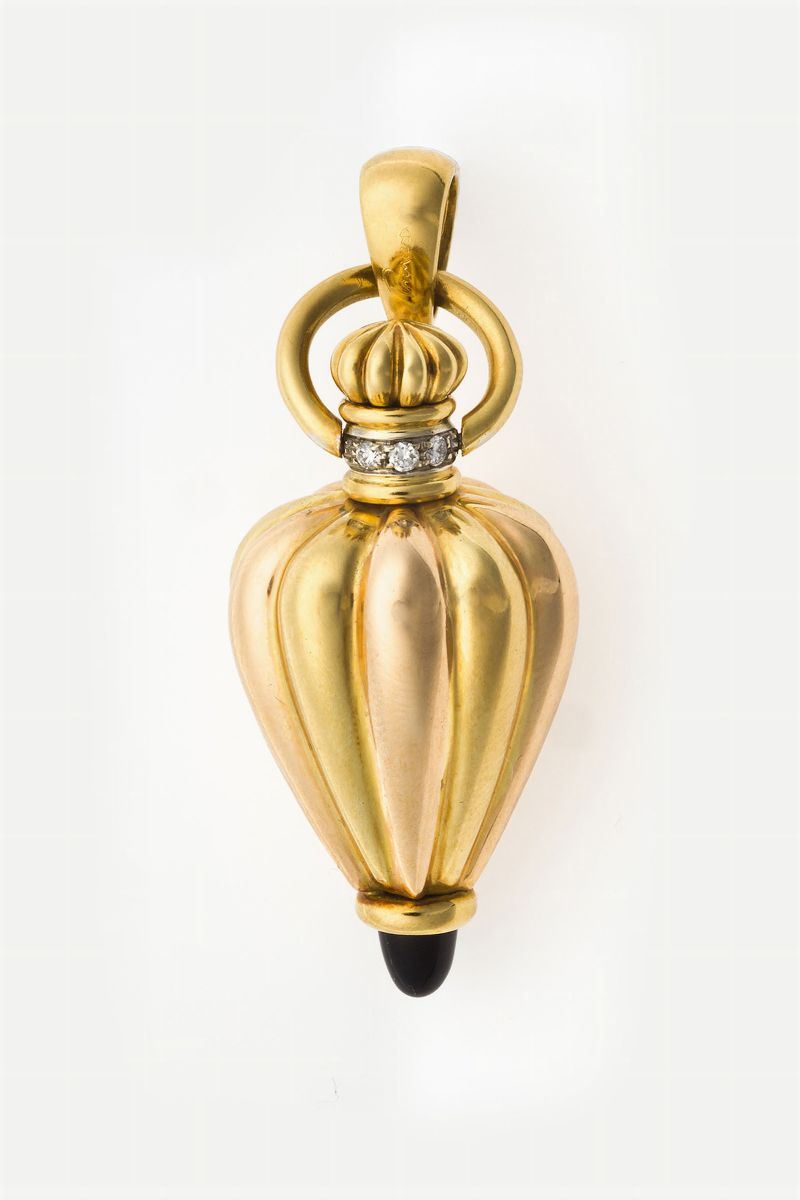 Gold, diamond and onix pendant. Signed Damiani  - Auction Fine Jewels - Cambi Casa d'Aste