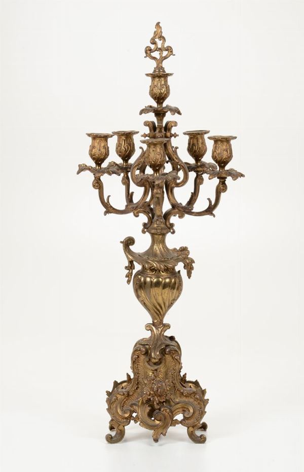 Candelabro in metallo dorato a sei luci, XIX-XX secolo