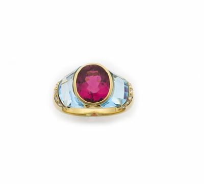 Anello con Tormalina Rosa, Topazi Azzurri e Diamanti