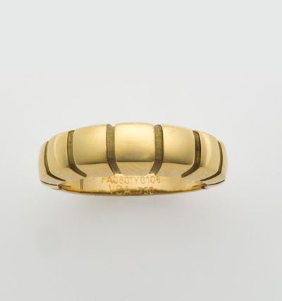Van Cleef & Arpels. Anello a Fascia