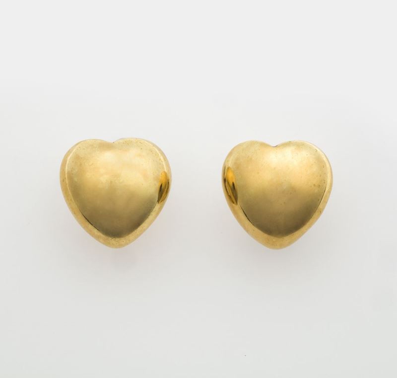 Heart pair of gold earrings  - Auction Fine Jewels - Cambi Casa d'Aste