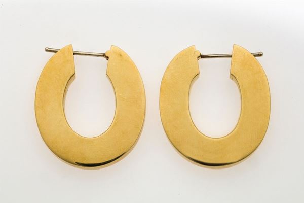 Pair of gold earrings. Signed Charles Garnier Paris
