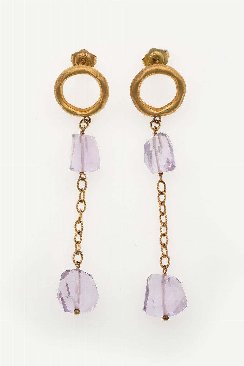 Pair of ametyst and gold pendent earrings  - Auction Jewels - Cambi Casa d'Aste