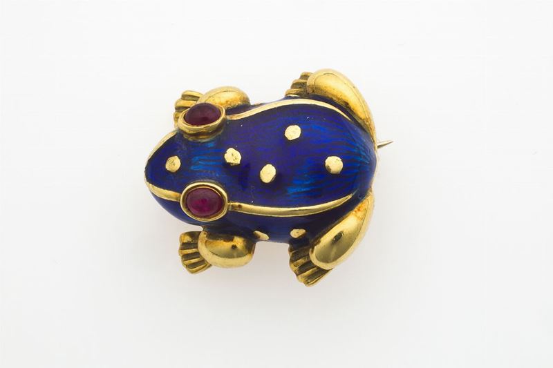 Lunati. Spilla rana con smalto blu e rubini cabochon  - Auction Jewels - Time Auction - Cambi Casa d'Aste
