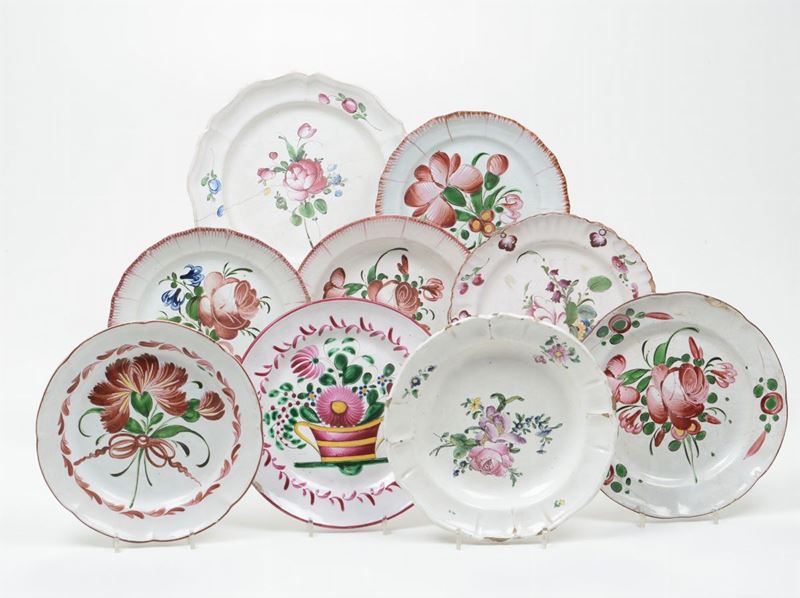 Nove piatti in maiolica Francia dell’est e uno Milano, XVIII-XIX secolo  - Auction Fine Art - Cambi Casa d'Aste