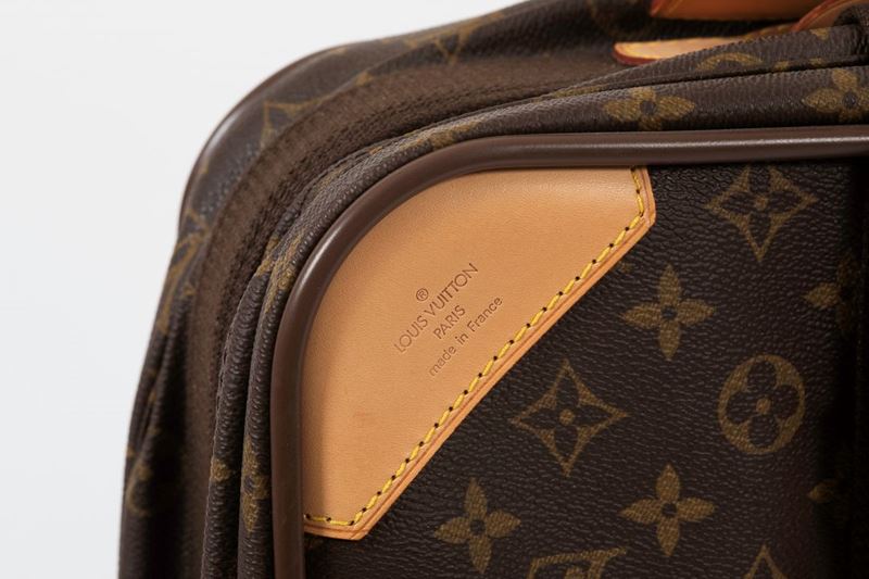 Louis Vuitton Valigia morbida - Auction Fashion, Vintage and