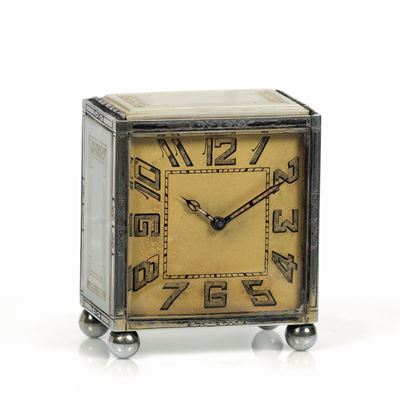 Anonimo. Piccolo Orologio da Tavolo, in Argento e Avorio. Realizzato nel 1920 Circa