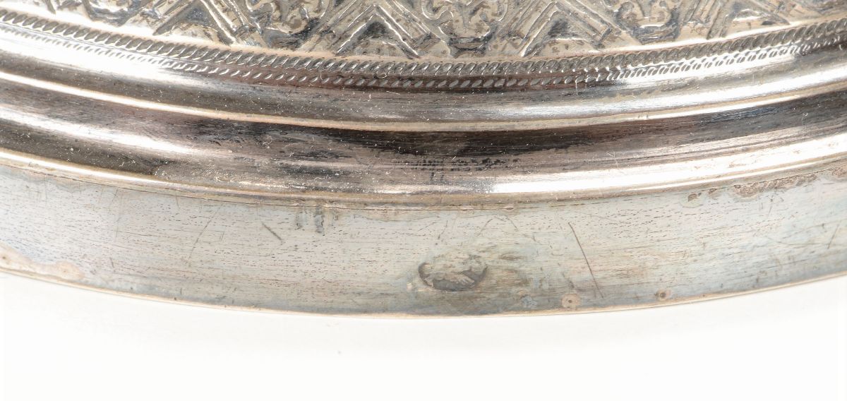 Coppia di Candelieri in Argento Sbalzato e Cesellato. Torino, XIX Secolo. Bolli di Titolo della Z...