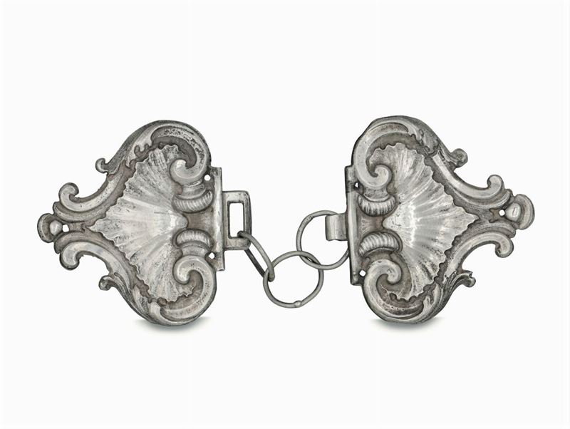 A cope clasp, Genoa, late 18th century  - Auction Collectors' Silvers - Cambi Casa d'Aste