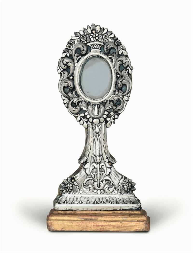 A small reliquary, Genoa (?), early 19th century  - Auction Collectors' Silvers - Cambi Casa d'Aste