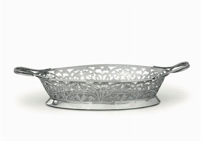 Cestino in Argento Fuso, Sbalzato, Traforato e Cesellato. Vienna 1819. Bolli Dell’argentiere e de...
