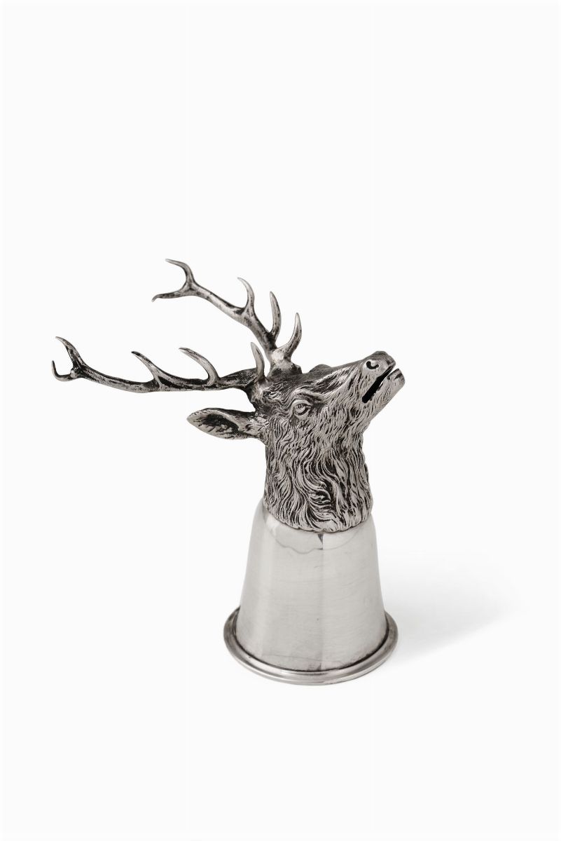 Bicchiere in Argento Fuso, Sbalzato e Cesellato. Maison Gucci, Italia XX Secolo