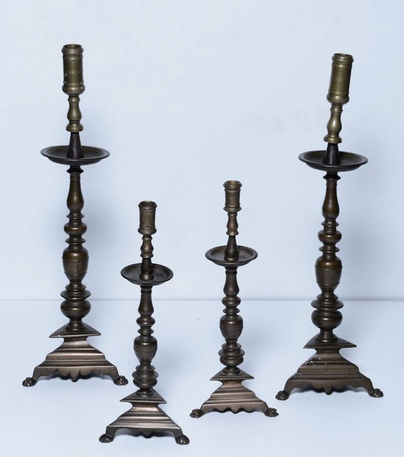 Due coppie di candelieri in bronzo torniti  - Auction Ceramics and Antiquities - Cambi Casa d'Aste