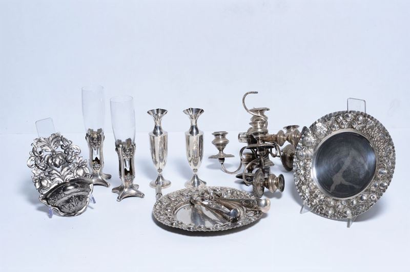 Lotto di oggetti vari in argento  - Asta Argenti - Asta a Tempo - Cambi Casa d'Aste