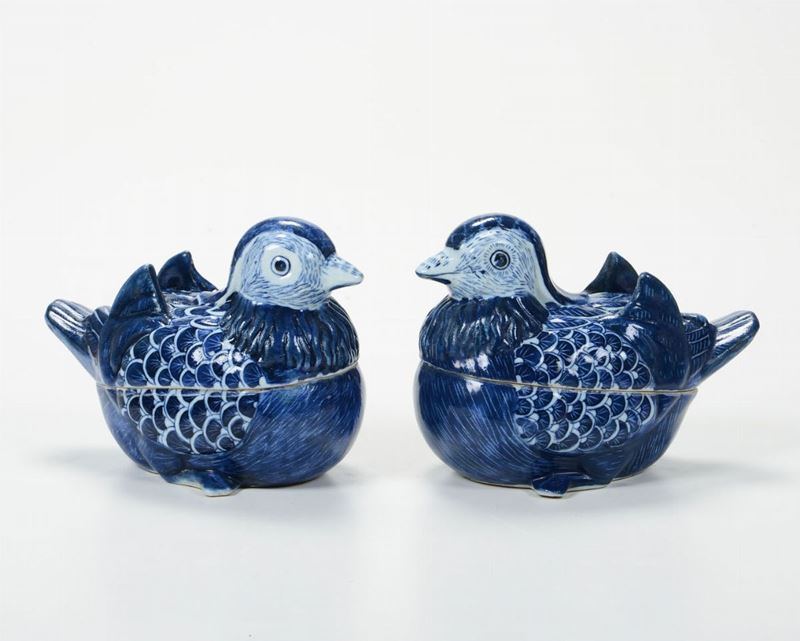Due scatole in porcellana a forma di anatra Probabilmente Cina, XX secolo  - Asta Antiquariato - Cambi Casa d'Aste
