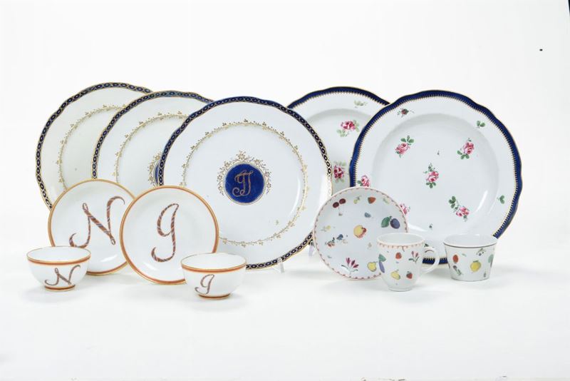Lotto con diverse porcellane Doccia, Manifattura Ginori, fine del XVIII - inizio del XIX secolo  - Asta Ceramiche - Asta a Tempo - Cambi Casa d'Aste