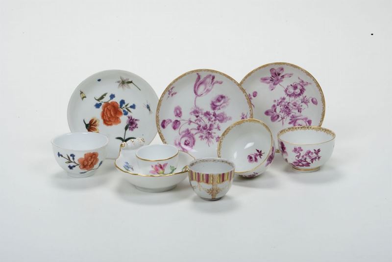 Cinque tazzine e un vassoietto a conchiglia Meissen, XVIII e XX secolo  - Asta Ceramiche e Antichità - Cambi Casa d'Aste