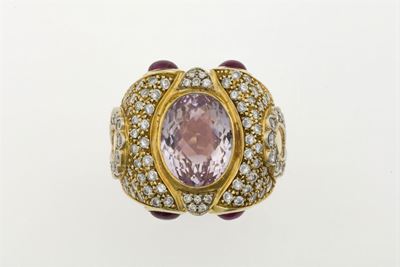 Anello con Kunzite, Pavé di Diamanti e Rubini Taglio Cabochon