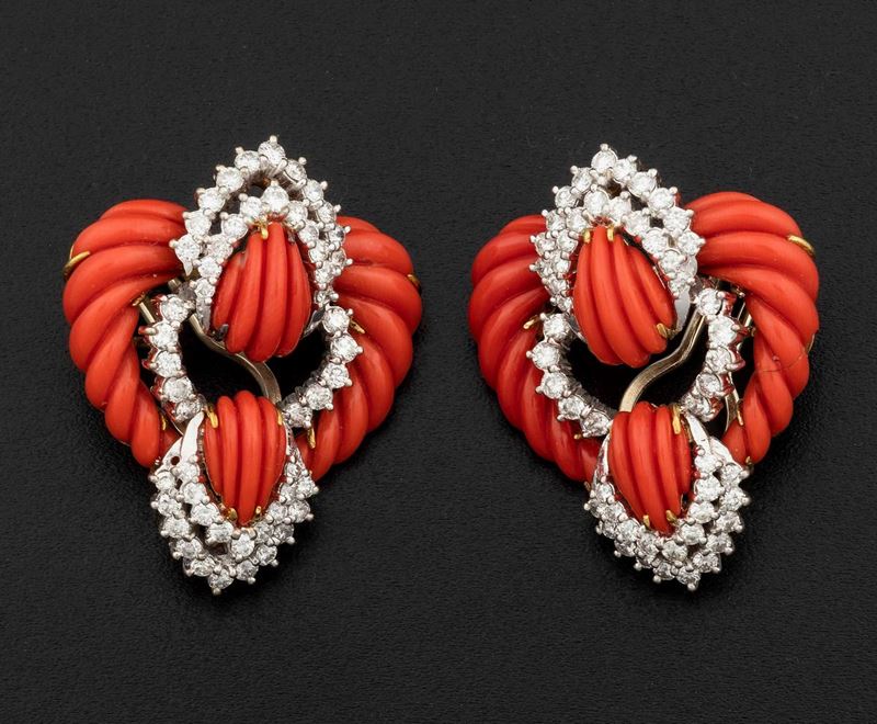 Pair of carved coral and brilliant-cut diamond earrings  - Auction Fine Coral Jewels - I - Cambi Casa d'Aste
