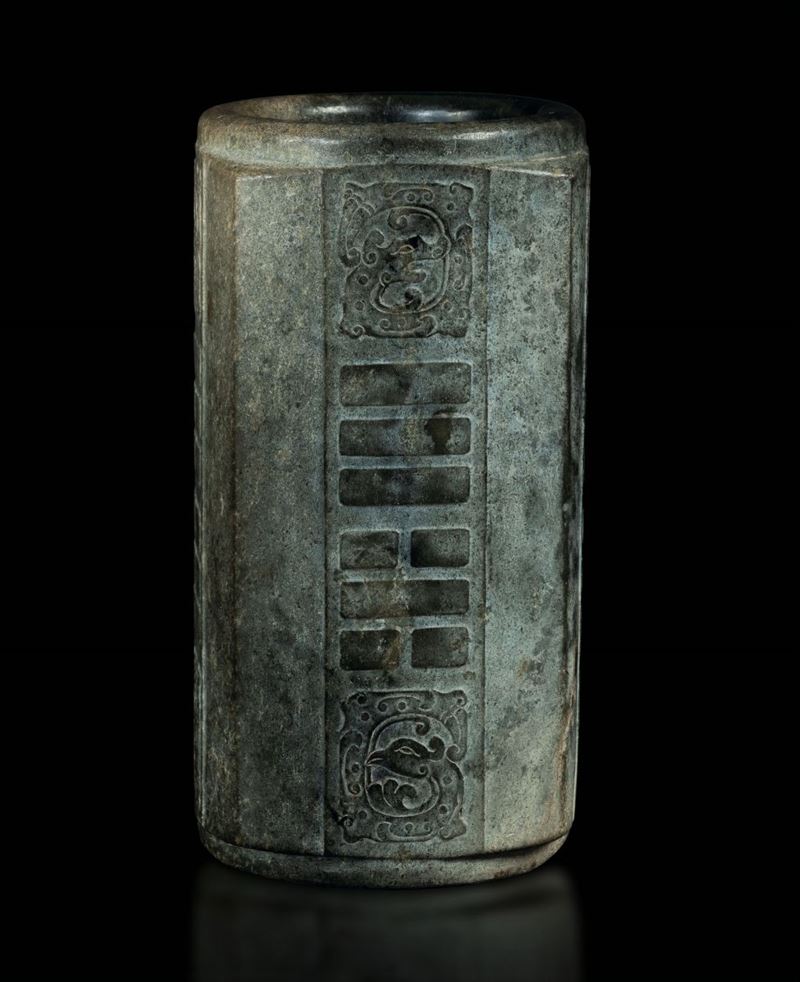 A Cong jade vase, China, Han Dynasty  - Auction Fine Chinese Works of Art - Cambi Casa d'Aste