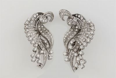Coppia di Spille con Diamanti