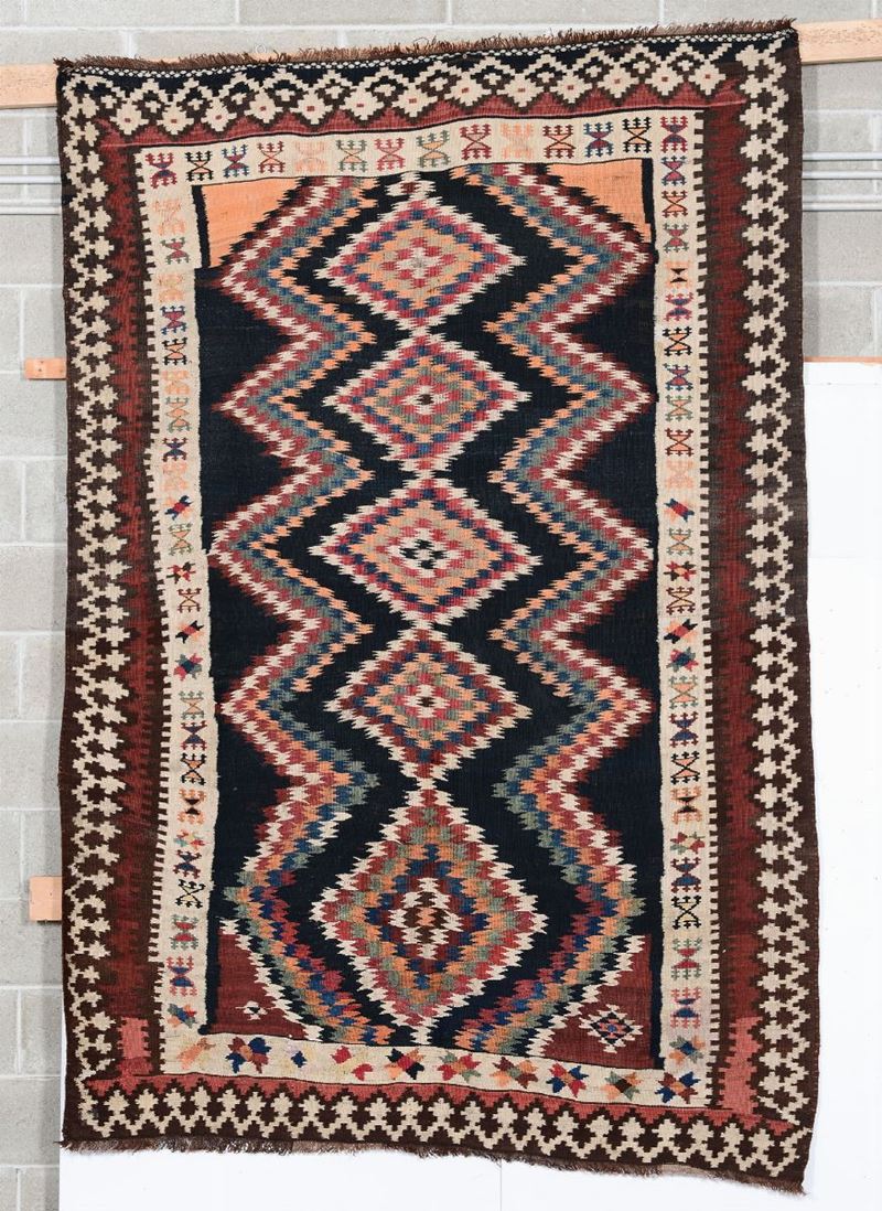 Inusuale kilim Baktiary Persia fine XIX secolo  - Auction Carpets - Timed Auction - Cambi Casa d'Aste