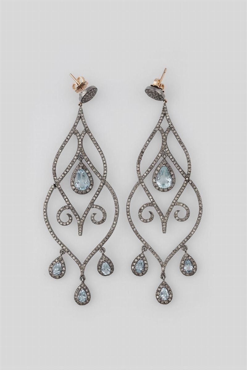 Pair of diamond and aquamarine pendent earrings  - Auction Fine Jewels - Cambi Casa d'Aste