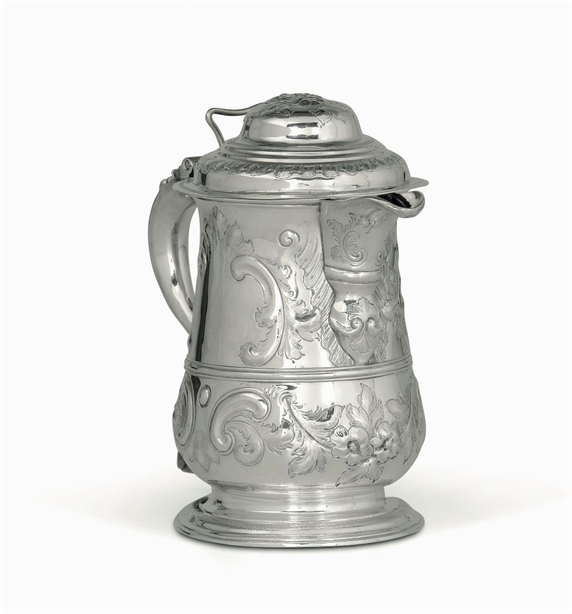 Tankard in Argento Fuso, Sbalzato e Traforato. Londra 1764, Argentiere William Shaw