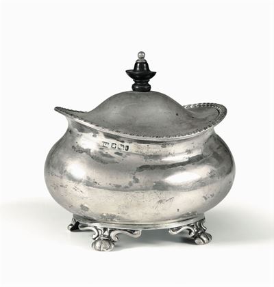 Scatola da Tè in Argento Fuso, Sbalzato e Cesellato, Città di Sheffield 1901