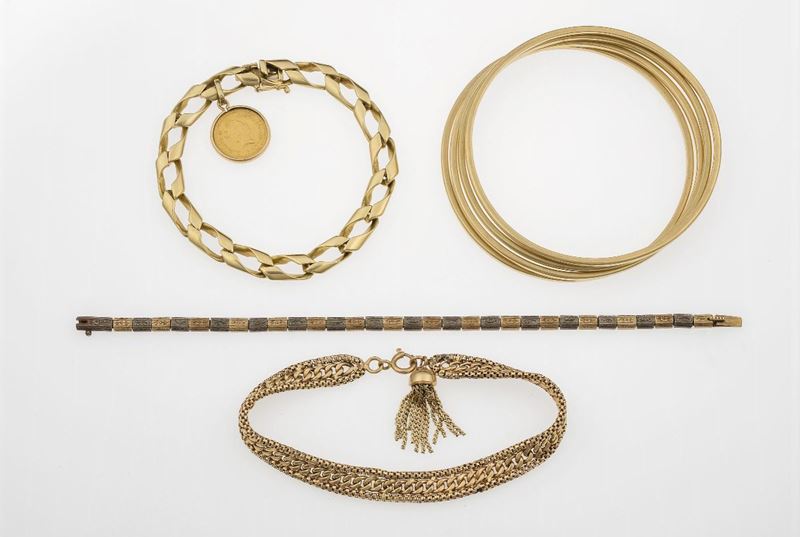 Lot made of seven gold bracialets  - Auction Jewels - Cambi Casa d'Aste