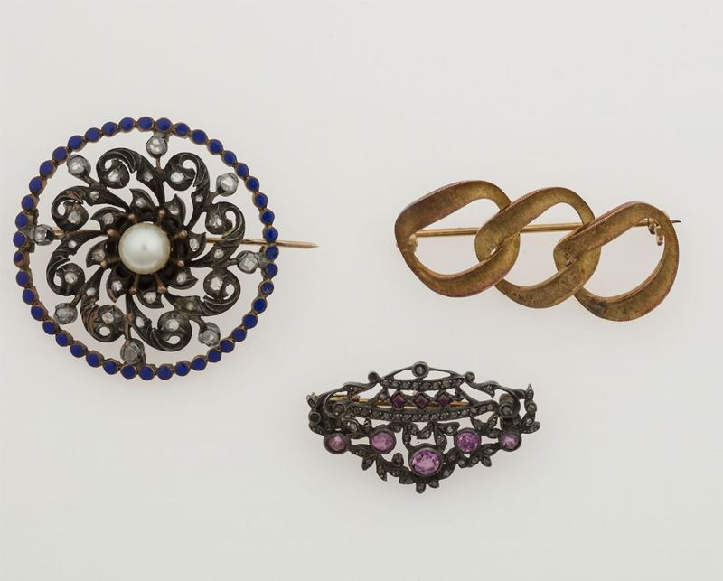 Three gold and silver brooches  - Auction Jewels - Cambi Casa d'Aste