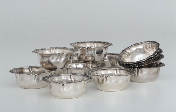 Twelve bowls, Italy, 1935-45