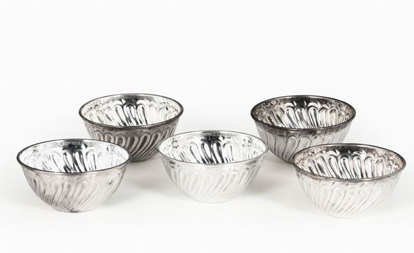 Cinque coppette in argento baccellate, argenteria veneta del XX secolo