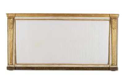Cornice trasformata in testiera di letto, legno intagliato dipinto e dorato