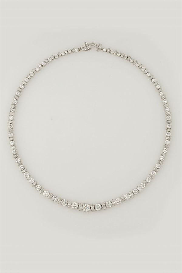 Brilliant-cut and marquise-cut diamond necklace