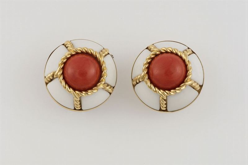 Pair of enamel and coral earrings. Signed Seaman Schepps  - Auction Fine Jewels - Cambi Casa d'Aste