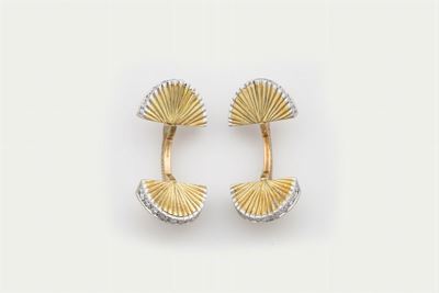 Cartier. Bottoni da Polso con Diamanti
