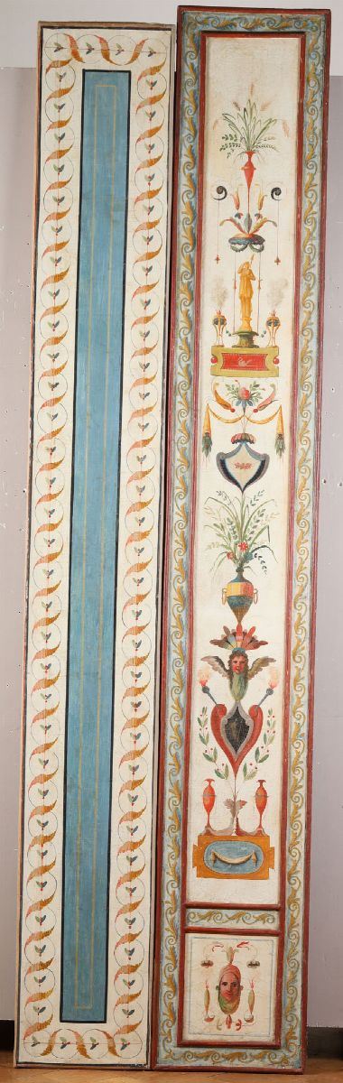Coppia di Pannelli su Tela con Decoro a Grottesche, XVIII Secolo