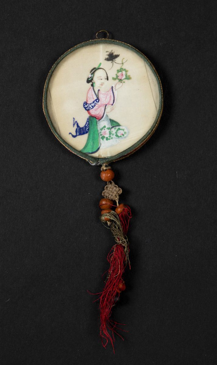 A small mirror, China, 1900s  - Auction Oriental Art - Cambi Casa d'Aste