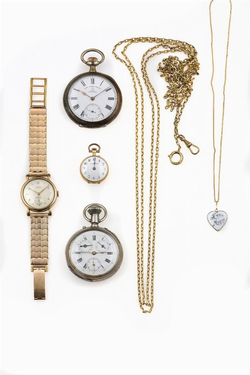 Lotto composto da un orologio da polso, tre orologi da tasca e due catene  - Asta Fine Jewels - Cambi Casa d'Aste